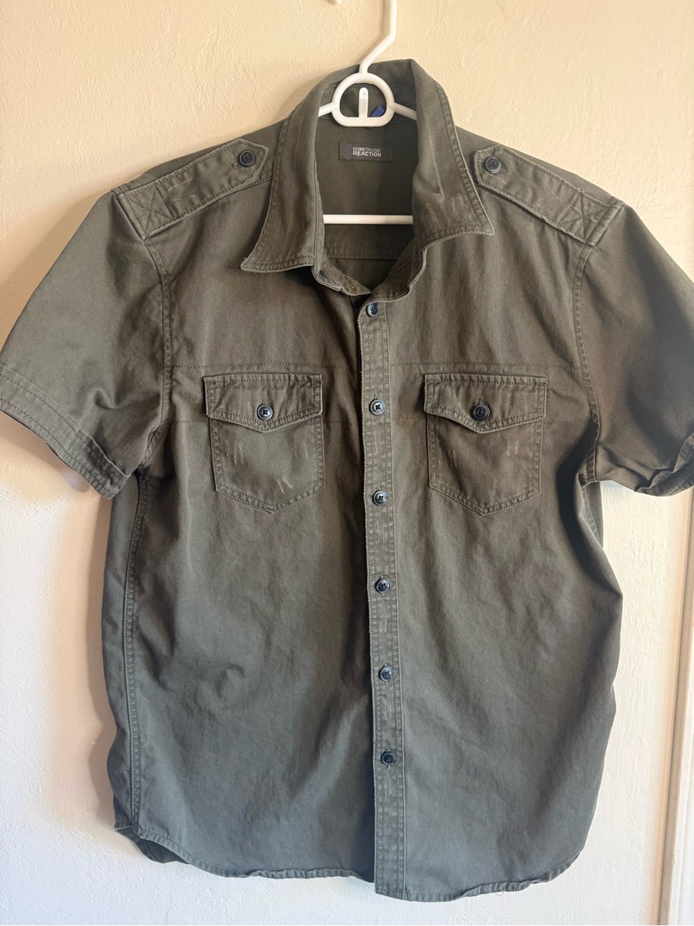 Kenneth Cole Reaction Olive Green Short-Sleeve Button-Down Utility Shirt